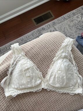 Lace Triangle Bralette - Ivory